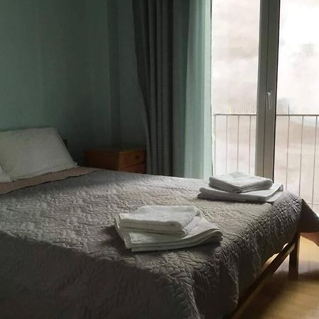 Cozy Apartment In The Heart Of Αθήνα Εξωτερικό φωτογραφία