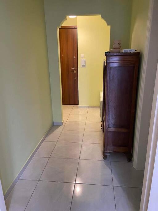Cozy Apartment In The Heart Of Αθήνα Εξωτερικό φωτογραφία